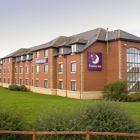 Premier Inn Blackpool East Экстерьер фото