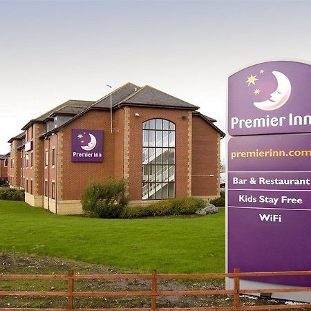 Premier Inn Blackpool East Экстерьер фото
