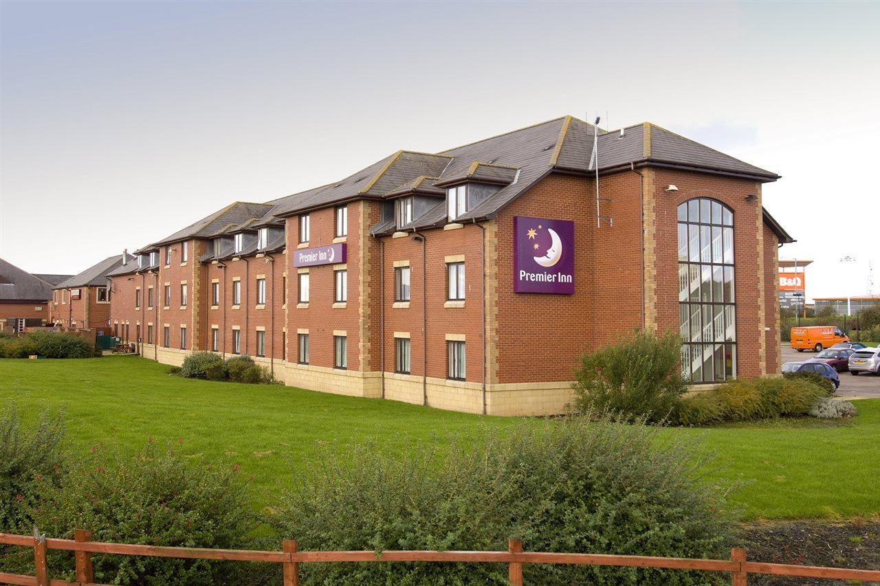 Premier Inn Blackpool East Экстерьер фото