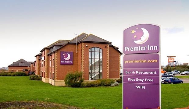 Premier Inn Blackpool East Экстерьер фото